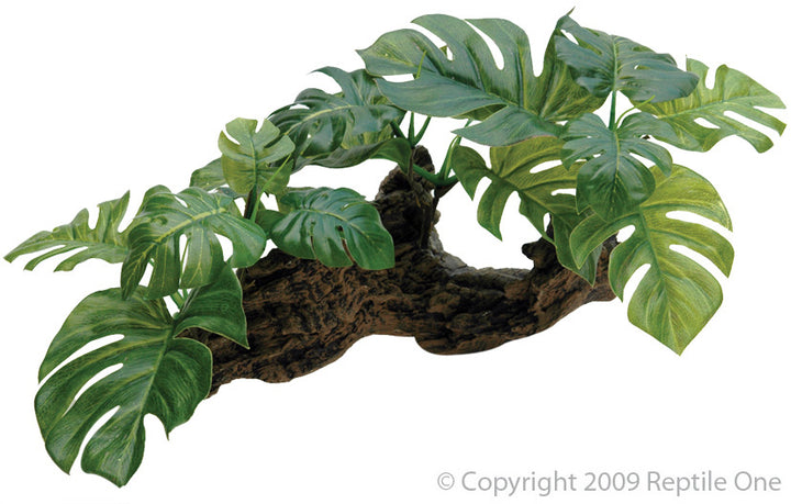 Reptile One Plant Ornament Driftwood With Plastic Plant Med 37x24x18cm