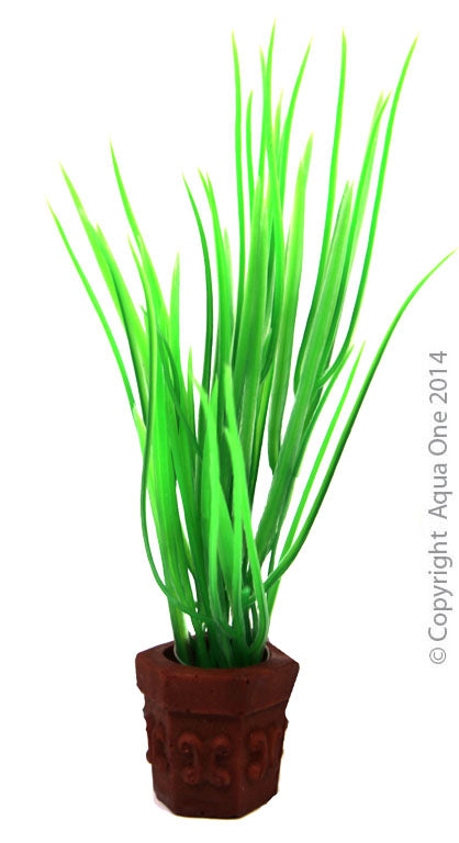 Aqua One Betta Ornament Pot Plant Green Grass 10cm 24329