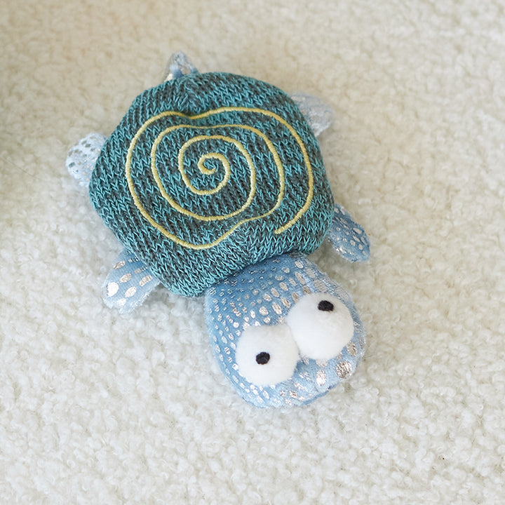 Kazoo Cat Toy Topsy Turtle W Catnip