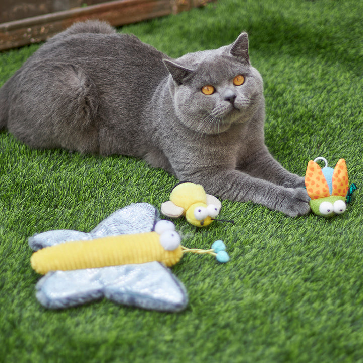 Kazoo Cat Toy Butterfly Kicker