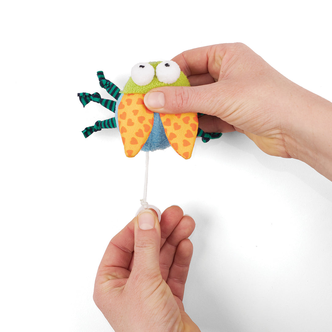 Kazoo Cat Toy Buzzing Bug Vibrates