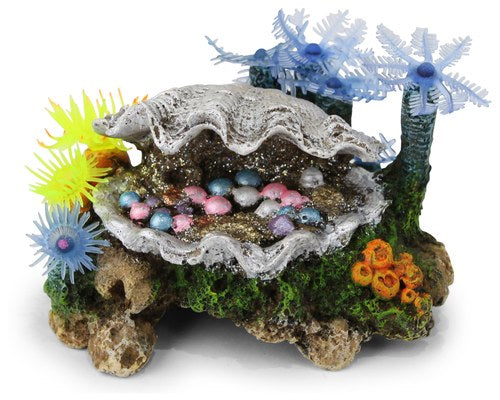 Kazoo Ornament Treaseure Clam W/soft Coral & Plants - Small